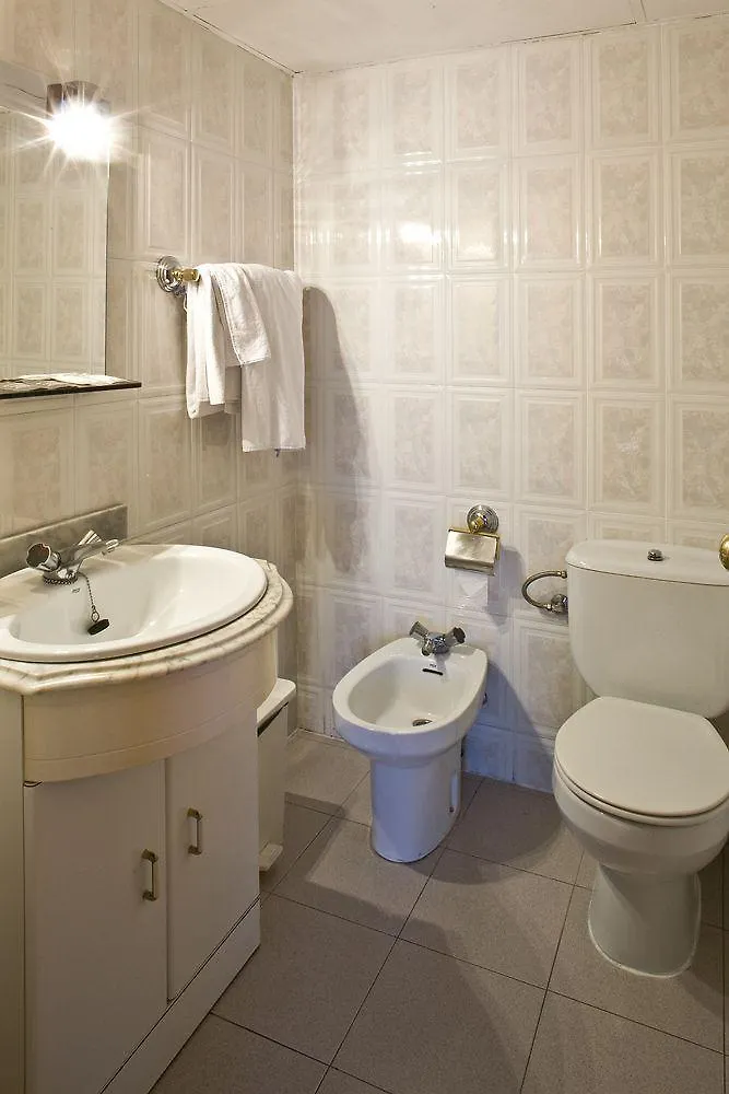 Apartamentos Ao 430 Barcelona Spain